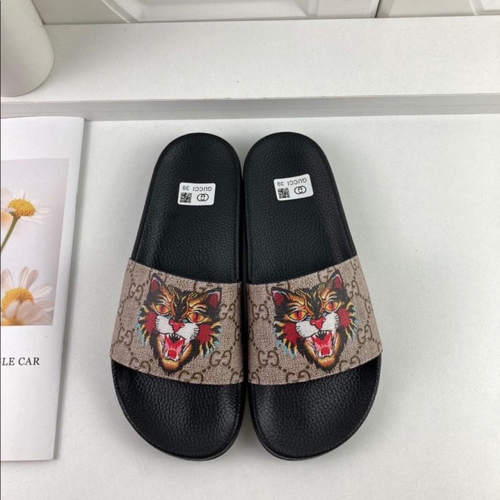 Men’s Gucci Slides